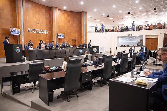 Assembleia aprova medidas para conter alta do diesel e manter congelamento do Fethab
