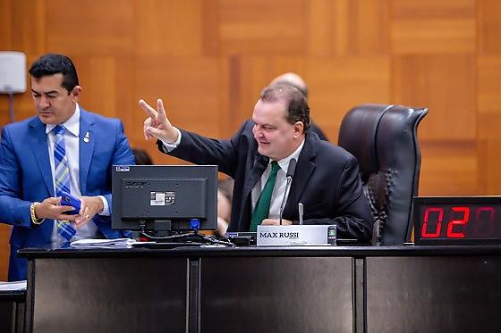 Max Russi defende Assembleia após operação e pede apuração individual