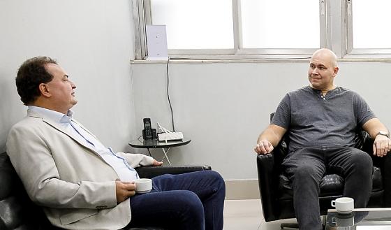 Max Russi critica gestão de Abilio e aponta foco eleitoral na Prefeitura